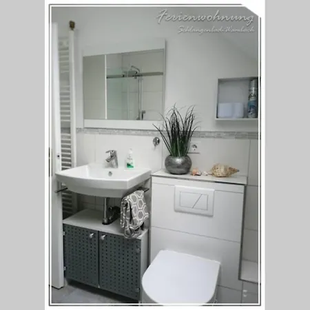 Schöne 4-zimmerwohnung, Bei Wiesbaden/mainz/ffm Apartment