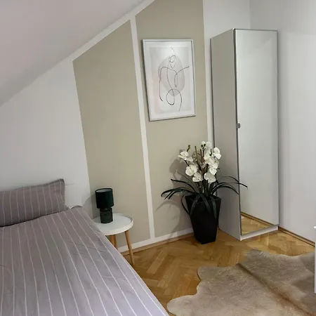 Schoene 4-zimmerwohnung, Bei Wiesbaden/mainz/ffm