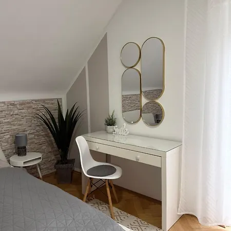 Schoene 4-zimmerwohnung, Bei Wiesbaden/mainz/ffm Schlangenbad