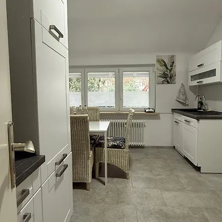 Schoene 4-zimmerwohnung, Bei Wiesbaden/mainz/ffm Schlangenbad