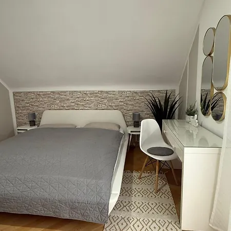 Schoene 4-zimmerwohnung, Bei Wiesbaden/mainz/ffm