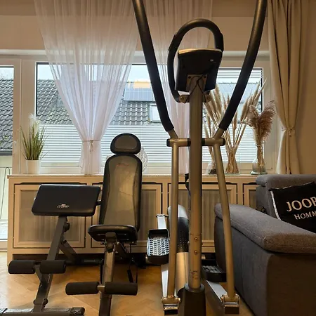 Schoene 4-zimmerwohnung, Bei Wiesbaden/mainz/ffm Apartamento *