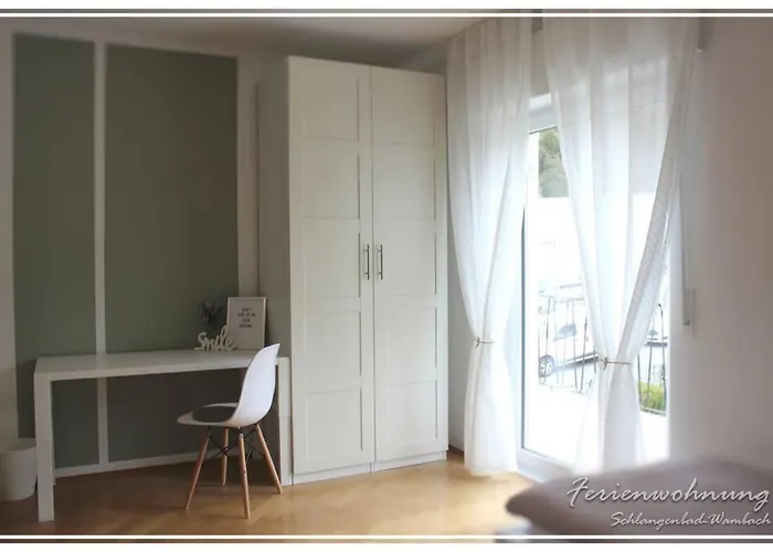 Schoene 4-zimmerwohnung, Bei Wiesbaden/mainz/ffm Apartman Schlangenbad