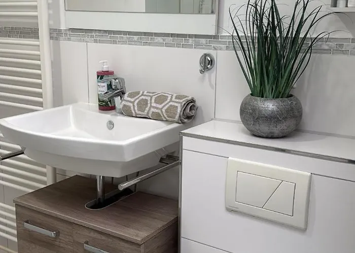 Schoene 4-zimmerwohnung, Bei Wiesbaden/mainz/ffm * Schlangenbad