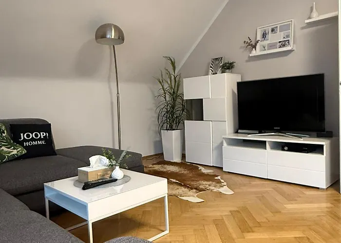 Schoene 4-zimmerwohnung, Bei Wiesbaden/mainz/ffm Apartment